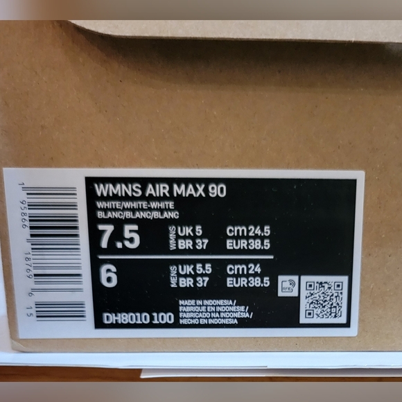 Nike Air Max 90 Triple White Sneaker Shoes - Picture 6 of 6